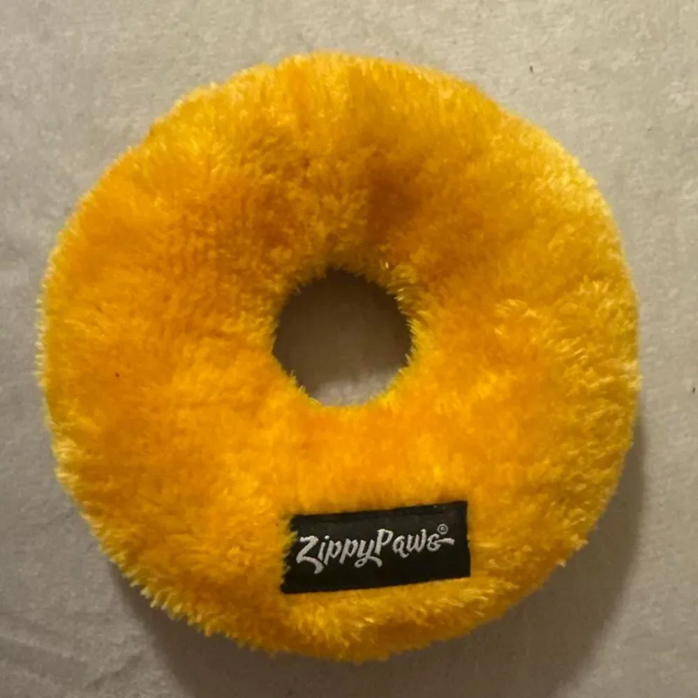 ZippyPaws Pink Donut Plush Squeaky Dog Toy New
